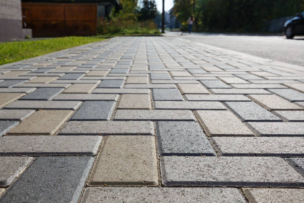  Inglis, FL Driveway Pavers Pros